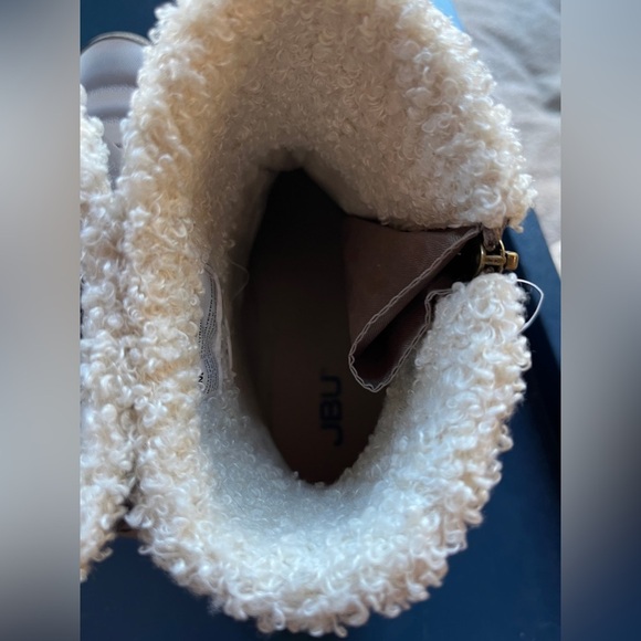 JMU taupe side zip booties. Waterproof. Worn once. Includes original box. Size 9 - Picture 3 of 5